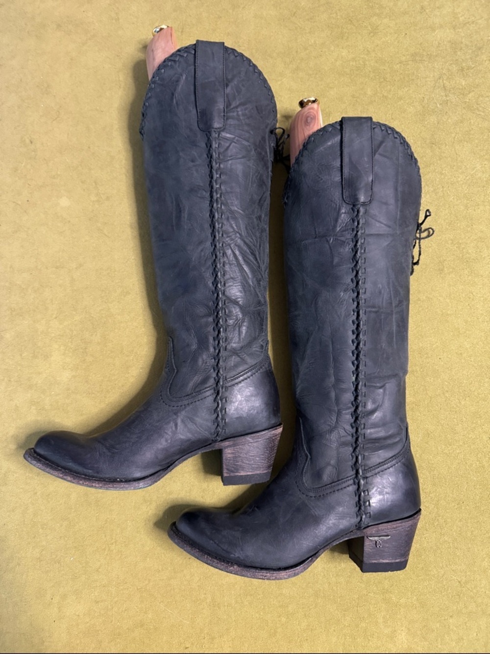 LANE WOMEN'S PLAIN JANE DISTRESSED
ROUND TOE WESTERN BOOTS in Black Size 6 - Picture 11 of 12